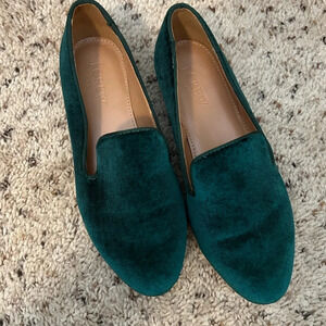 J Crew Academia Green Velvet Loafers Size 5